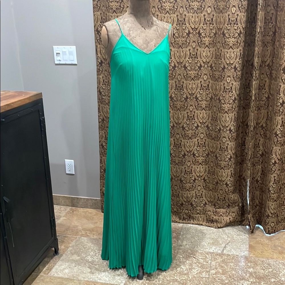 Victoria's Secret Green Pleated Maxi Dress Spaghetti Straps